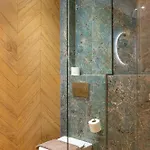 Hasi Two Bedroom Duplex Διαμέρισμα *