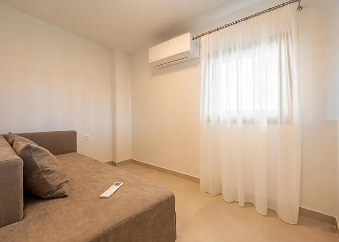 Hasi Two Bedroom Duplex Apartament