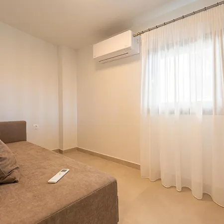 Hasi Two Bedroom Duplex Lejlighed